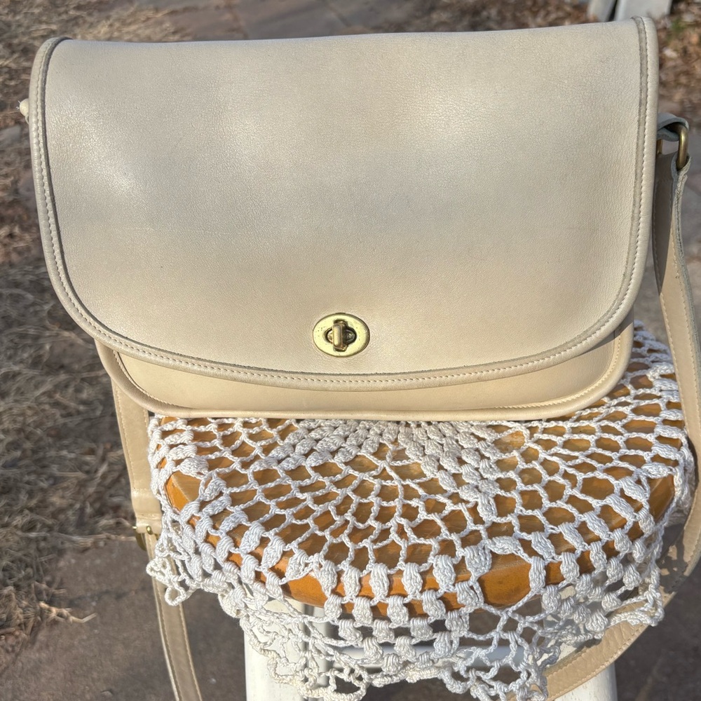 Vintage Bone COACH 9890 City Bag Crossbody Hangtag Spring